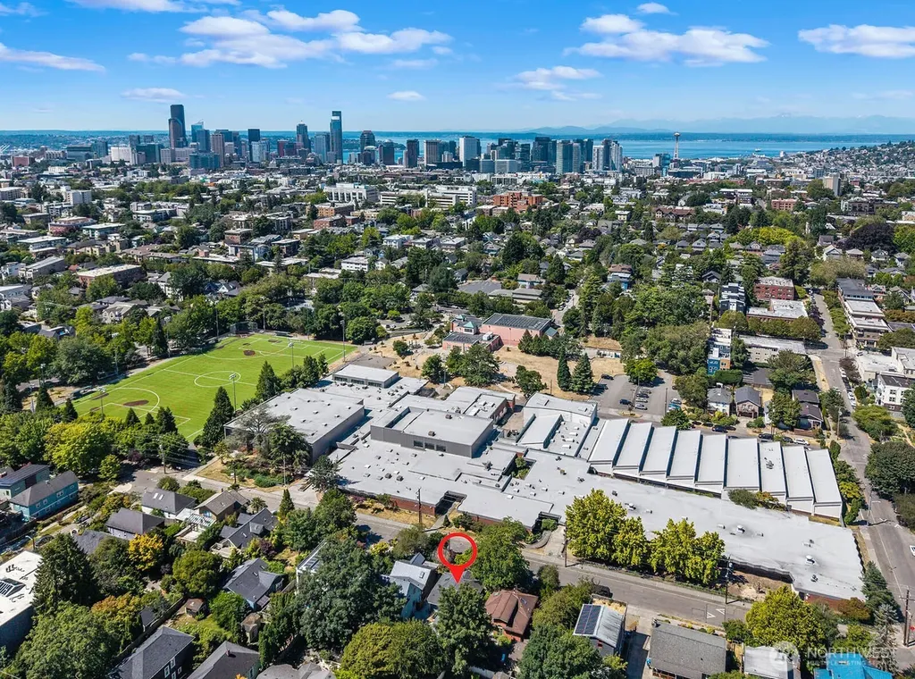 400 21st Avenue E Seattle WA 98112