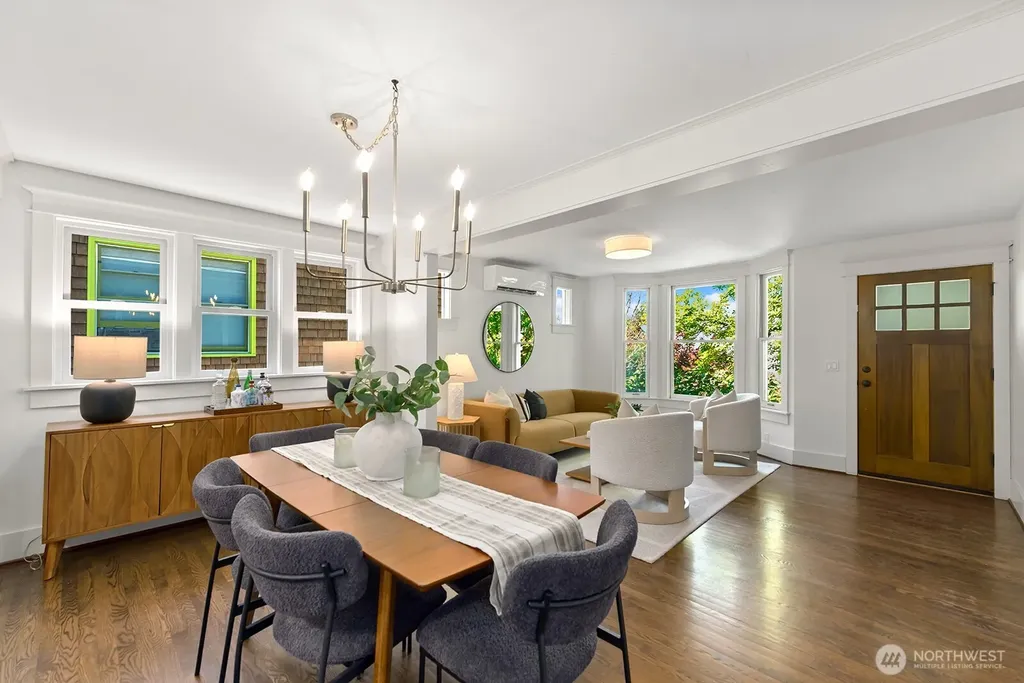 400 21st Avenue E Seattle WA 98112