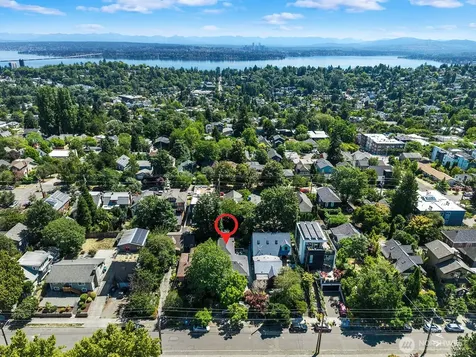 400 21st Avenue E Seattle WA 98112