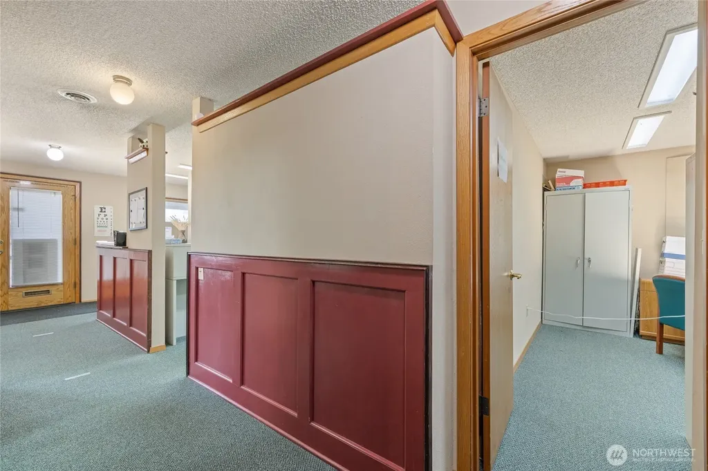 7403 Lakewood Drive W Lakewood WA 98499