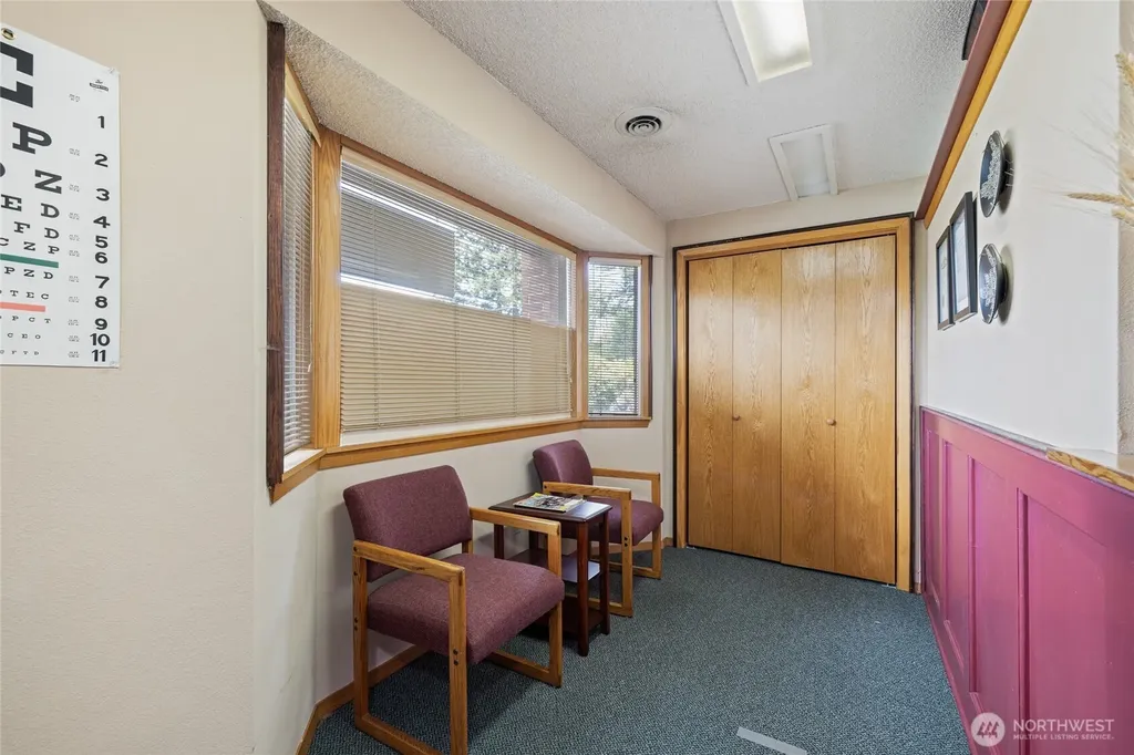 7403 Lakewood Drive W Lakewood WA 98499