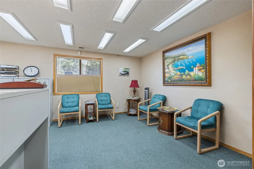 7403 Lakewood Drive W Lakewood WA 98499