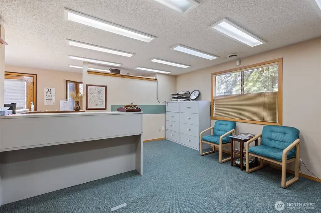 7403 Lakewood Drive W Lakewood WA 98499