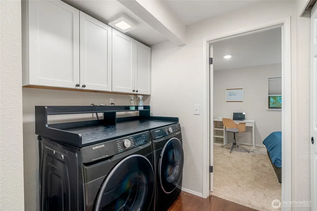 1819 N 107th Street Seattle WA 98133