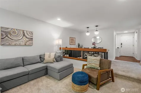 1819 N 107th Street Seattle WA 98133