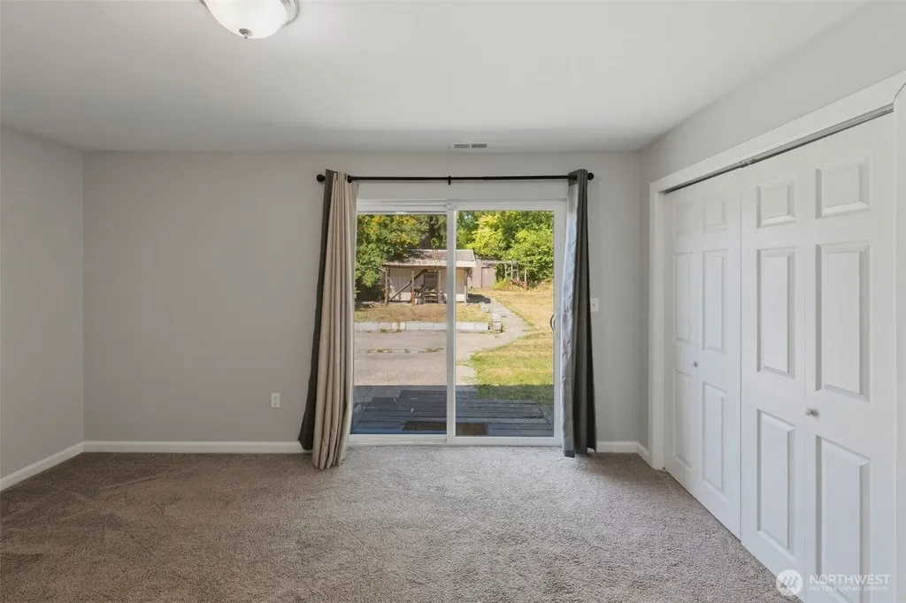 5305 Chicago Avenue SW Lakewood WA 98499