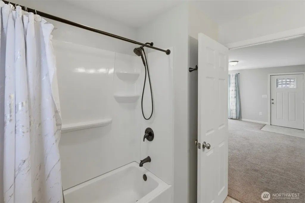 5305 Chicago Avenue SW Lakewood WA 98499