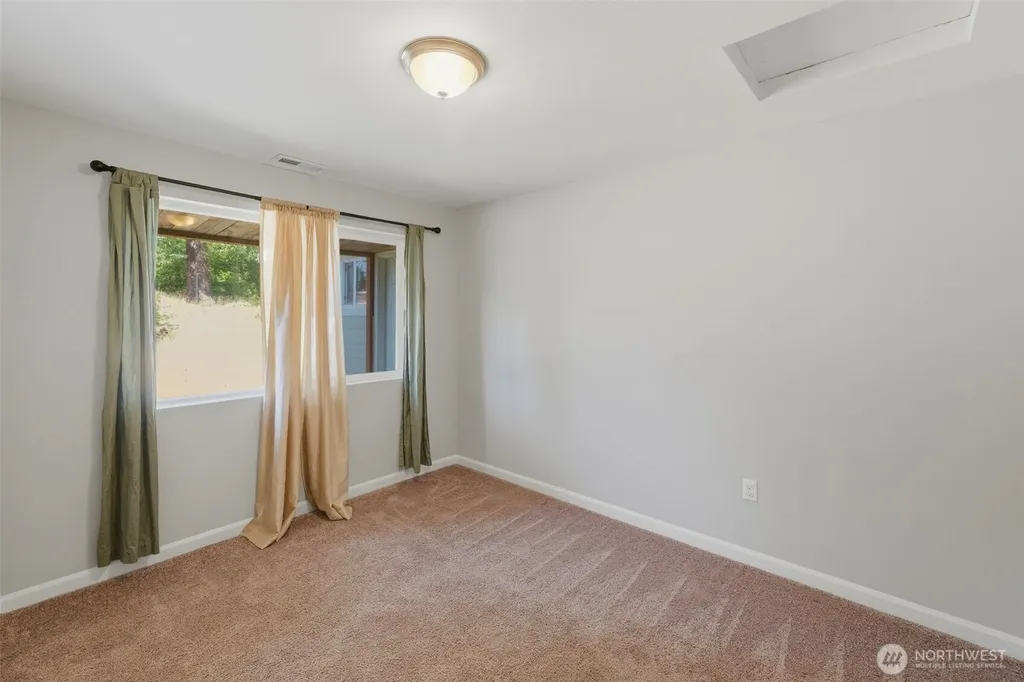 5305 Chicago Avenue SW Lakewood WA 98499
