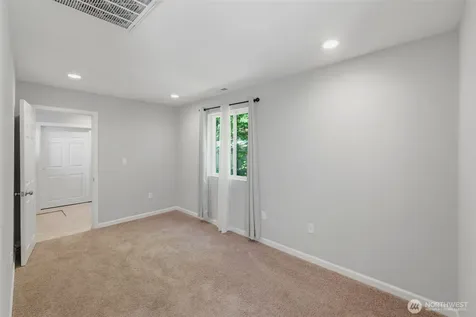 5305 Chicago Avenue SW Lakewood WA 98499