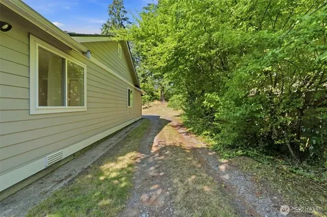 5305 Chicago Avenue SW Lakewood WA 98499