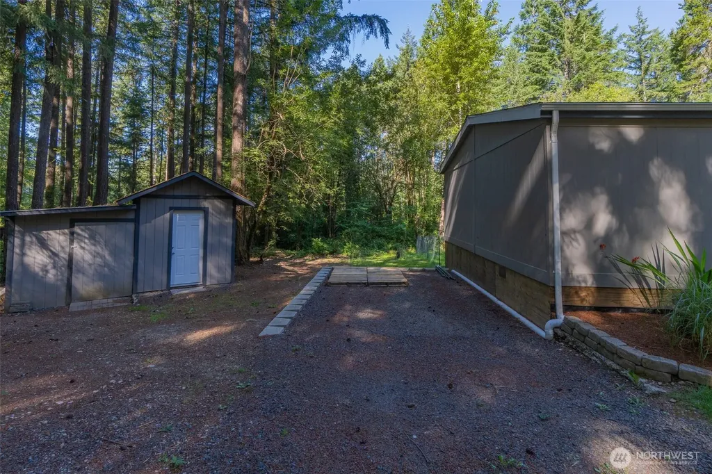 13420 Glenwood Road SW Port Orchard WA 98367