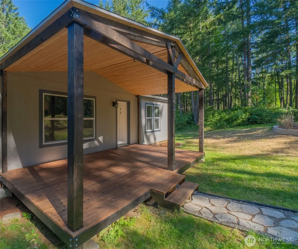 13420 Glenwood Road SW Port Orchard WA 98367