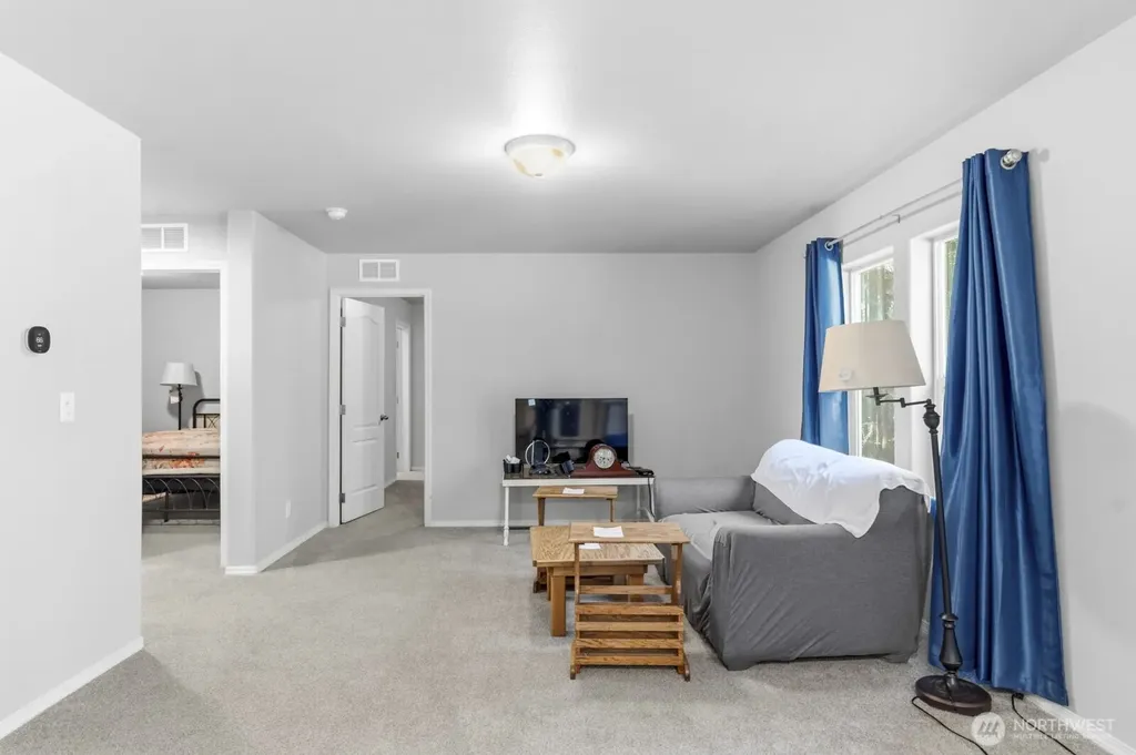 13420 Glenwood Road SW Port Orchard WA 98367
