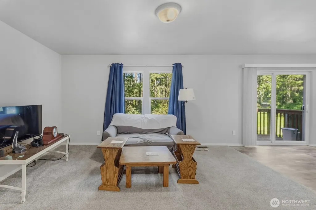 13420 Glenwood Road SW Port Orchard WA 98367