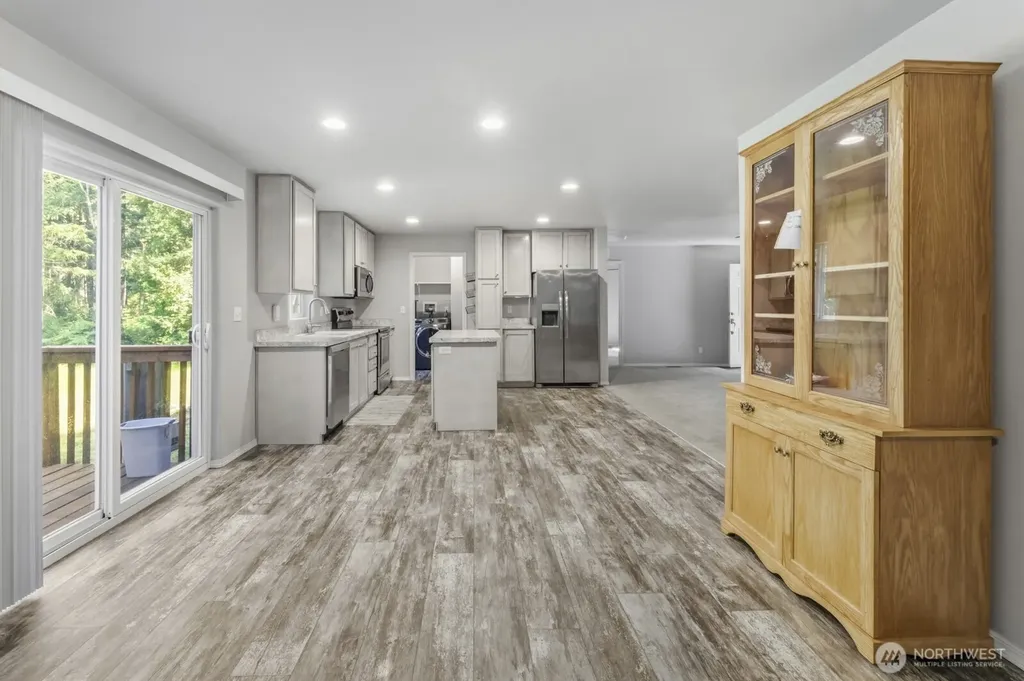 13420 Glenwood Road SW Port Orchard WA 98367