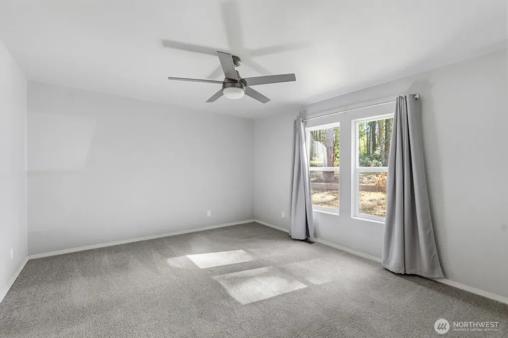 13420 Glenwood Road SW Port Orchard WA 98367