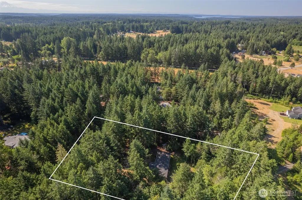 13420 Glenwood Road SW Port Orchard WA 98367