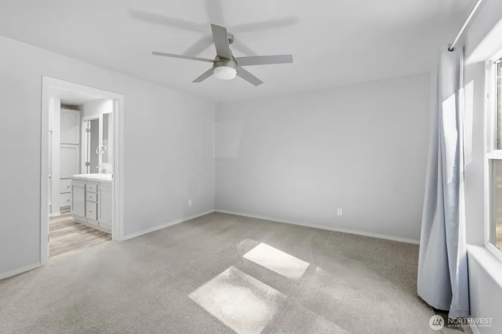 13420 Glenwood Road SW Port Orchard WA 98367