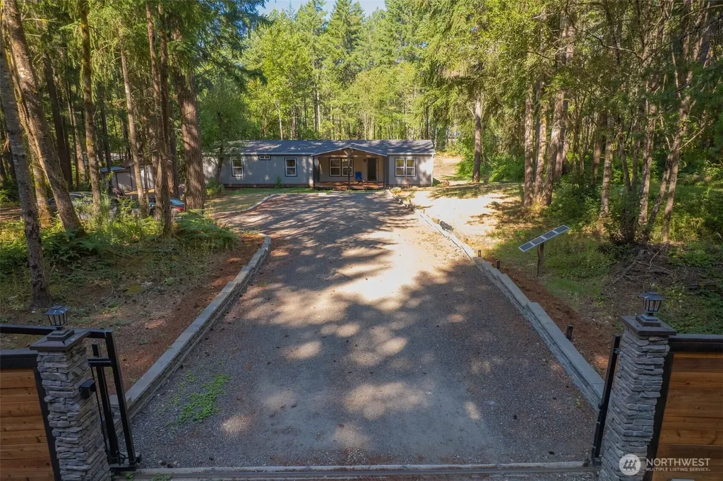 13420 Glenwood Road SW Port Orchard WA 98367
