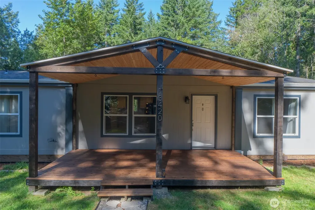 13420 Glenwood Road SW Port Orchard WA 98367