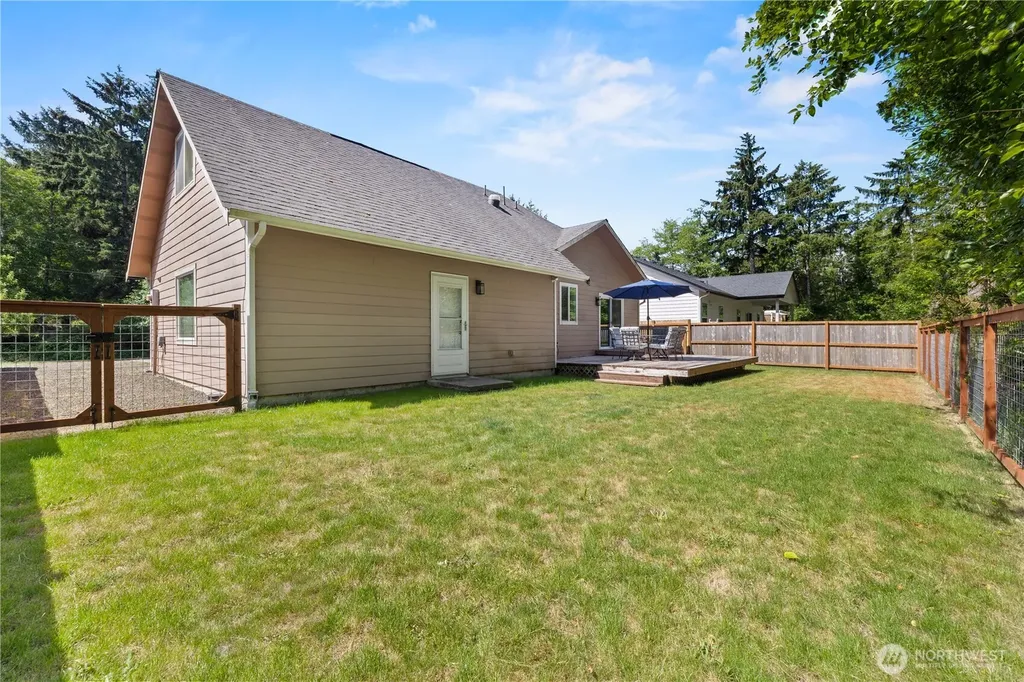 378 Eridani Loop SE Ocean Shores WA 98569