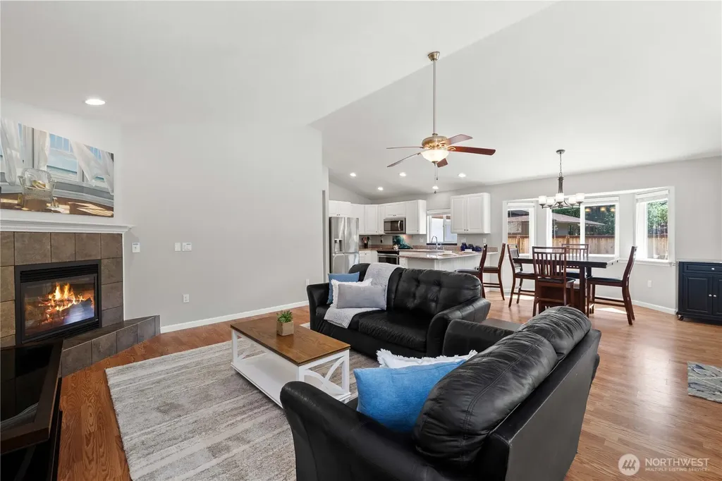 378 Eridani Loop SE Ocean Shores WA 98569