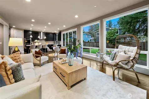 7809 NE 126th Avenue Kirkland WA 98033