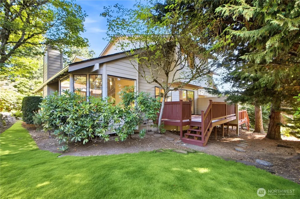 16177 SE 33rd Circle Bellevue WA 98008