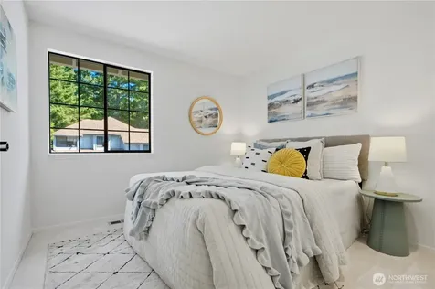 16177 SE 33rd Circle Bellevue WA 98008
