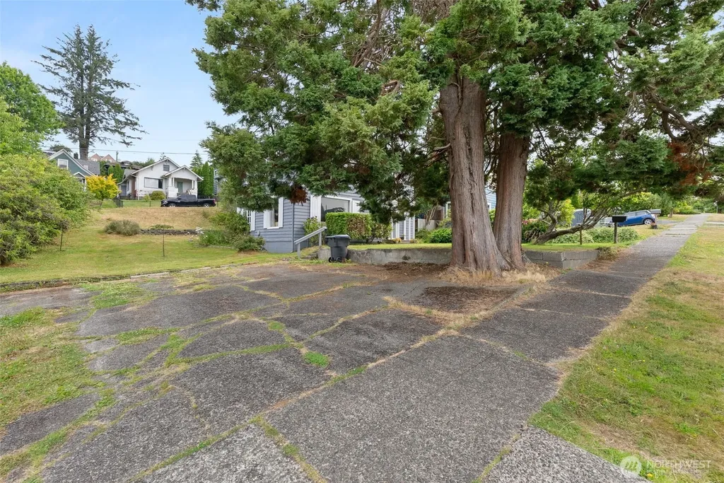 510 E Burleigh Avenue Aberdeen WA 98520