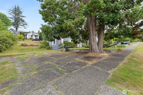 510 E Burleigh Avenue Aberdeen WA 98520