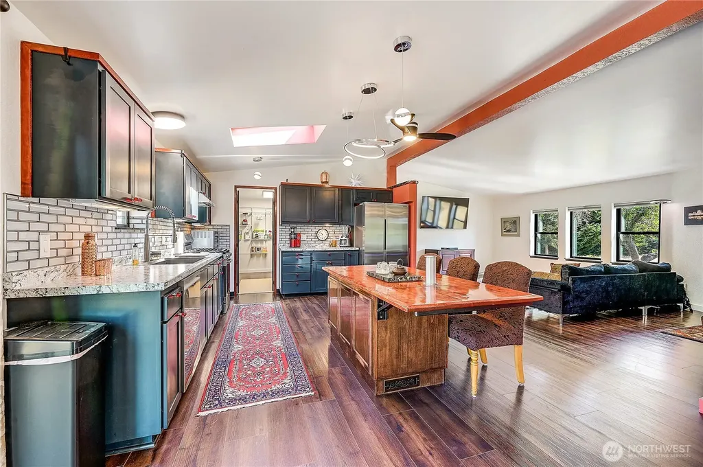284 S Scott Drive Sequim WA 98382