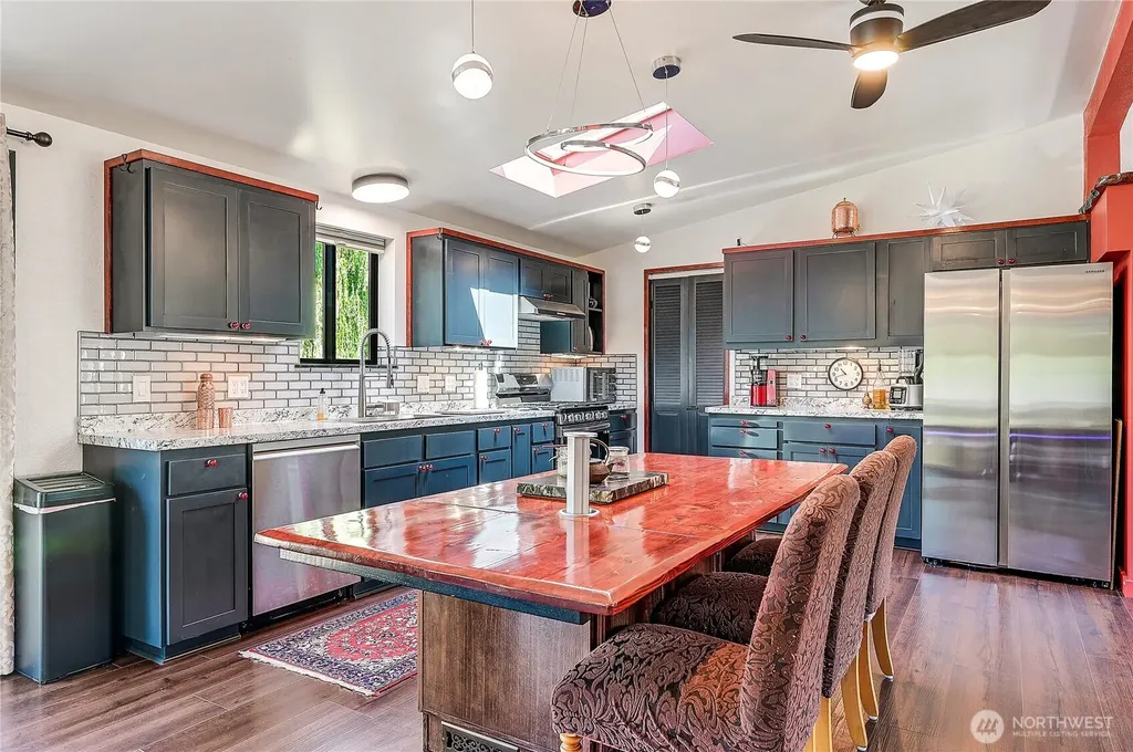 284 S Scott Drive Sequim WA 98382