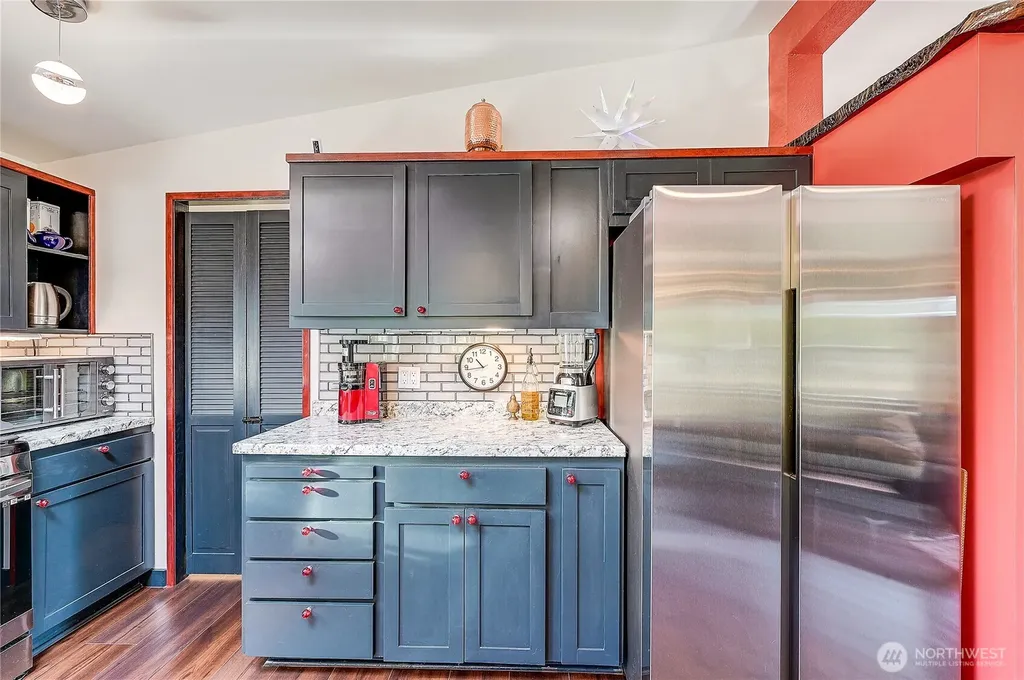 284 S Scott Drive Sequim WA 98382
