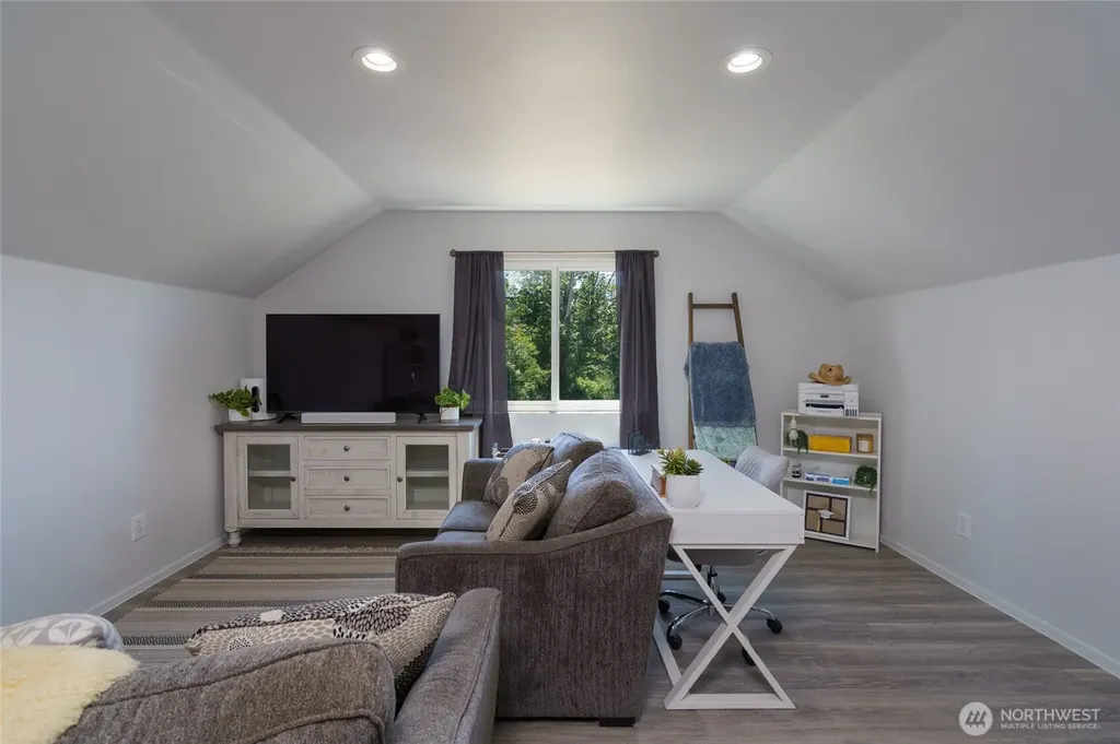 21050 Wildwood Place Sedro Woolley WA 98284