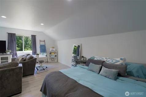 21050 Wildwood Place Sedro Woolley WA 98284