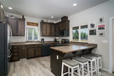 21050 Wildwood Place Sedro Woolley WA 98284