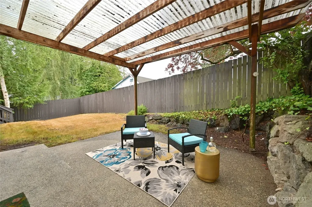 2134 E 14th Street Bremerton WA 98310