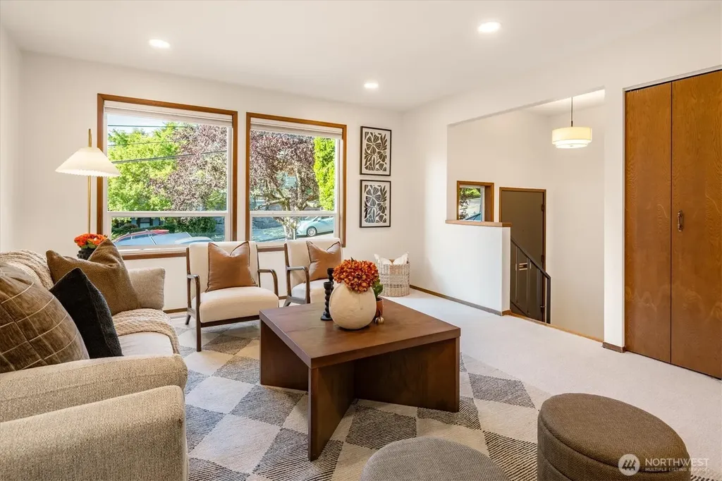 321 NW 45th Street Seattle WA 98107