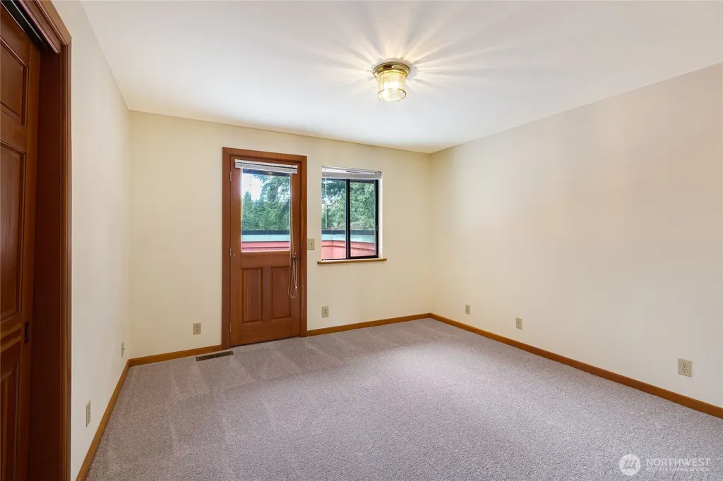 25800 NE Port Gamble Road NE Poulsbo WA 98370