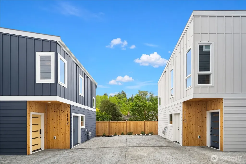 110 29th Avenue E Seattle WA 98112