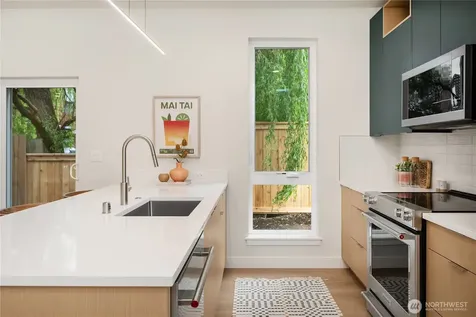 110 29th Avenue E Seattle WA 98112
