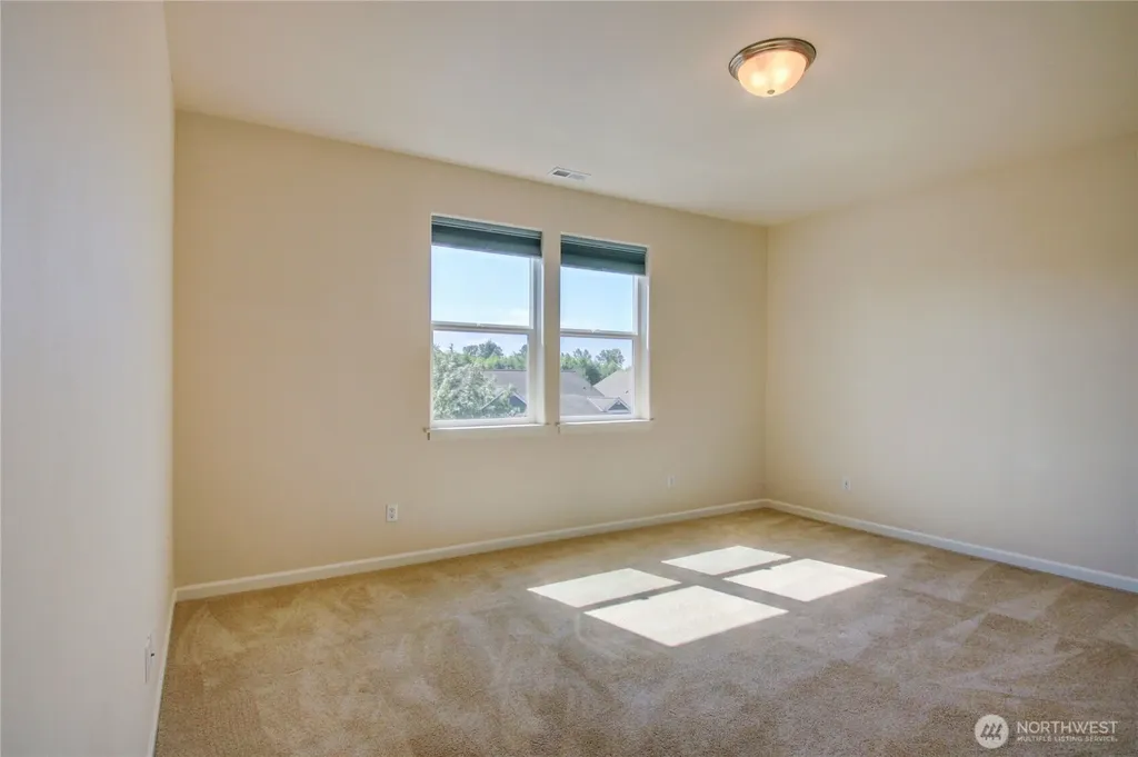 12779 Frazier Heights Loop Burlington WA 98233