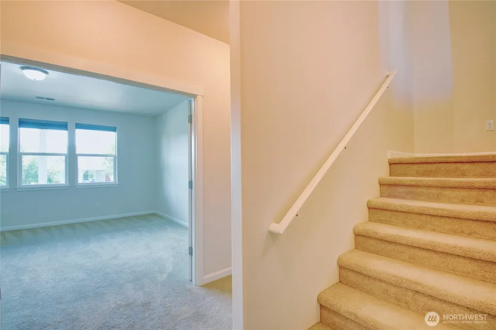 12779 Frazier Heights Loop Burlington WA 98233