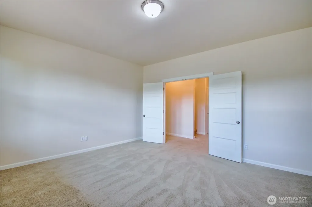 12779 Frazier Heights Loop Burlington WA 98233