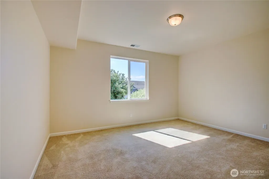 12779 Frazier Heights Loop Burlington WA 98233