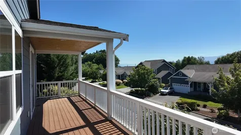 12779 Frazier Heights Loop Burlington WA 98233