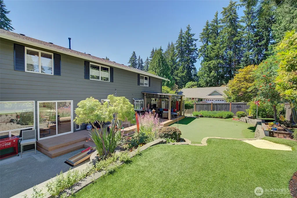 12104 NE 141st Street Kirkland WA 98034