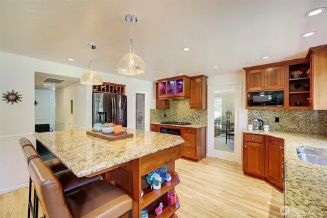 12104 NE 141st Street Kirkland WA 98034