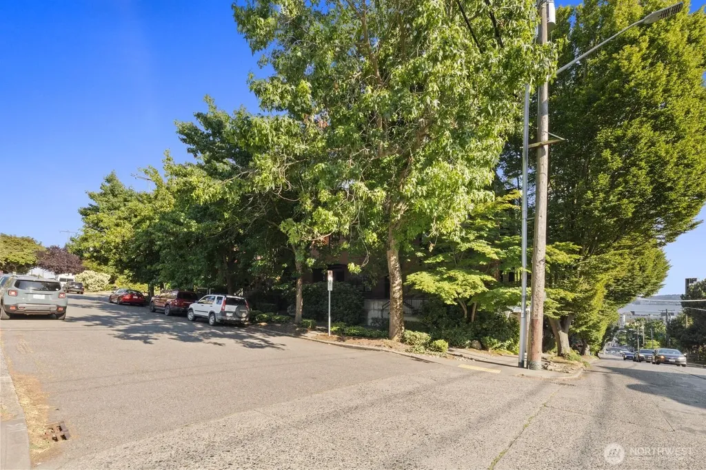 1 Ward Street Seattle WA 98109
